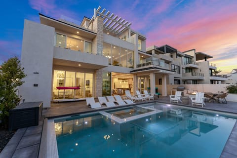 Private Pool and Hot Tub