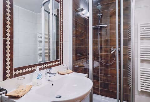 Family Room, Balcony | Bathroom | Towels, toilet paper