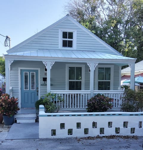 Caroline's Cottage KW