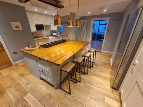 American fridge freezer, wine fridge, smeg range cooker, neff microwave