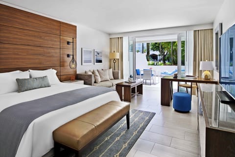 Villa, 1 King Bed, Balcony, Poolside | Premium bedding, in-room safe, desk, laptop workspace