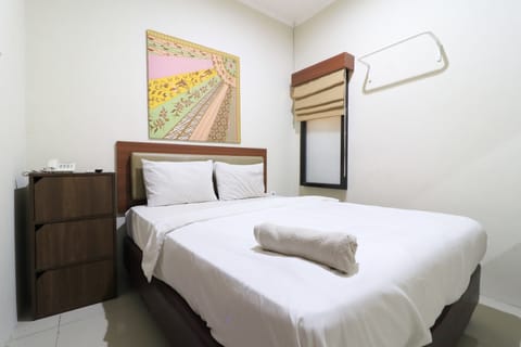 Standard Room | Desk, free WiFi, bed sheets