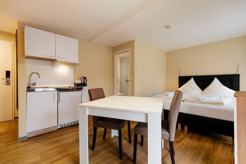 Minibar, in-room safe, laptop workspace, free WiFi