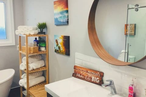 Bathroom With Soaker Tub