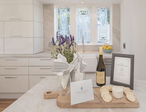 Wine and Cheese to Welcome You!