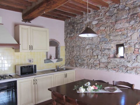 61 a Suite w Garden (6)