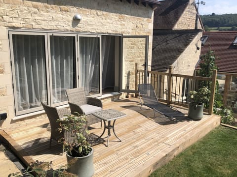 Luxury Cottage, Ensuite, Garden View (Cotswold Lodge) | Garden