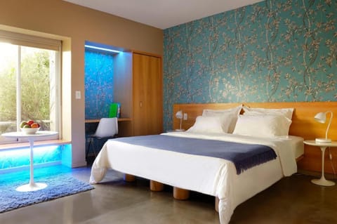 Superior Room, Garden View | Premium bedding, down comforters, pillowtop beds, minibar