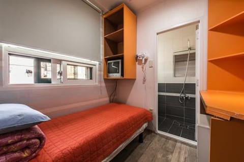 Single Room, Private Bathroom (Type B) | Desk, laptop workspace, iron/ironing board, free WiFi