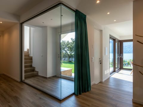 Building, Shade, Hall, Window, Wood, Door, Interior Design, Plant, House