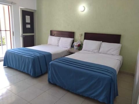 Standard Quadruple Room | Free WiFi, bed sheets