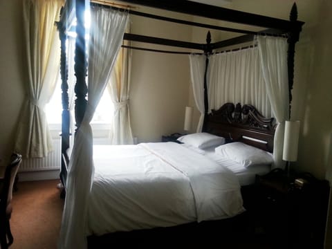 Deluxe Room | Desk, free WiFi, bed sheets