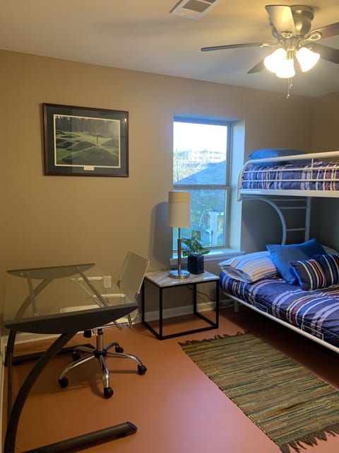 Another picture of bedroom #2