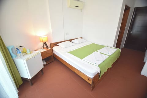 Basic Double Room | Free minibar items, free WiFi, bed sheets