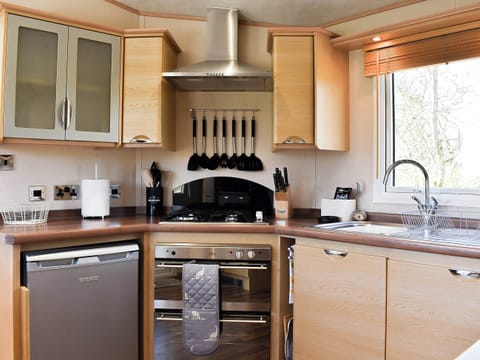 Kitchen | Bryn Bychan, Pwllheli