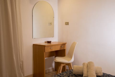 Classic Double Room | Free cribs/infant beds, free WiFi, bed sheets