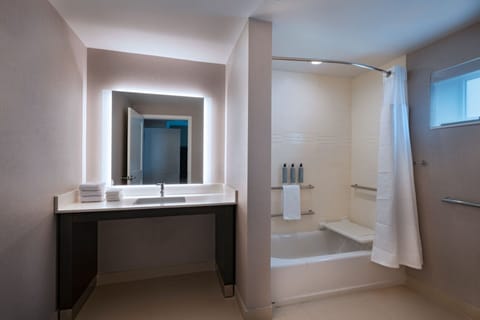 Suite, 1 Bedroom | Bathroom | Rainfall showerhead, free toiletries, hair dryer, towels