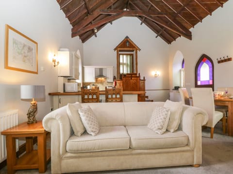 Cottage | Living area