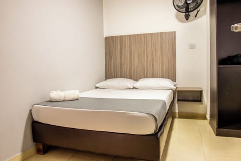 Comfort Double Room | Down comforters, free WiFi, bed sheets