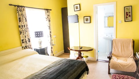 Economy Double Room, Ensuite | Iron/ironing board, free WiFi