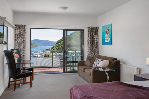 Panoramic Studio, Sea View | In-room safe, desk, blackout drapes, soundproofing