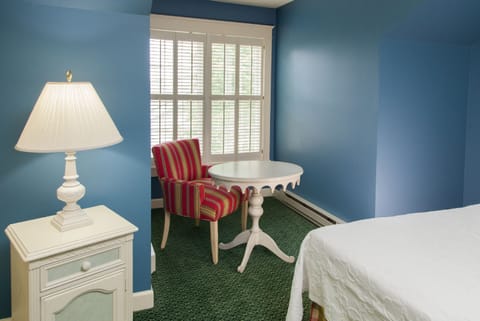 Room, 2 Queen Beds, Harbor View | Iron/ironing board, free cribs/infant beds, free WiFi, bed sheets