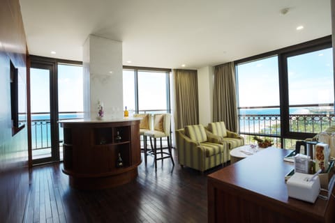 Executive Suite, 1 Double Bed, Balcony, Ocean View | Living area | 29-inch LCD TV with satellite channels, TV