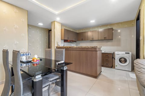 Premier Apartment, 2 Bedrooms | Private kitchen | Fridge, electric kettle