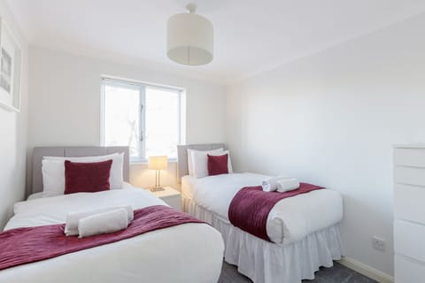 Standard Apartment | In-room safe, iron/ironing board, free WiFi