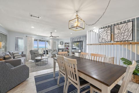 Dolphin Cove - Beachfront Holiday Isle Pet-Friendly Townhome in Destin, Florida with Ocean Views from Balcony - Bliss Beach Rentals