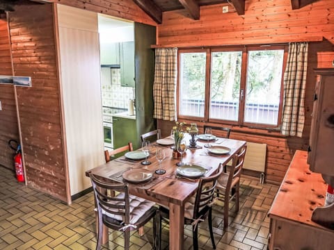 Wood, Cottage, Home, House, Furniture, Log Cabin, Wood Stain, Ceiling, Door, Hardwood