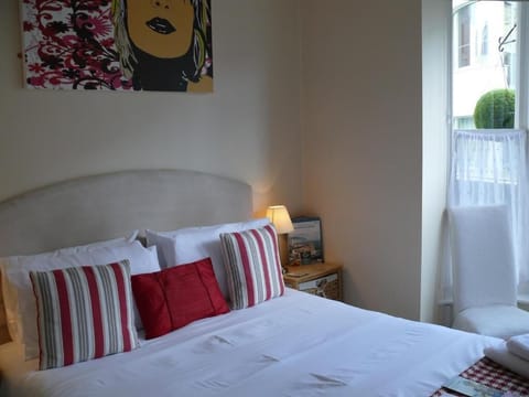 Double Room | Soundproofing, free WiFi, bed sheets