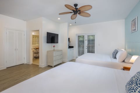 Cabana Deluxe King  | In-room safe, individually decorated, individually furnished