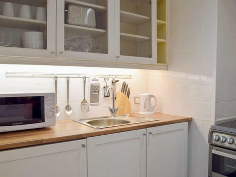 Kitchen | Little Fishes, Tenby