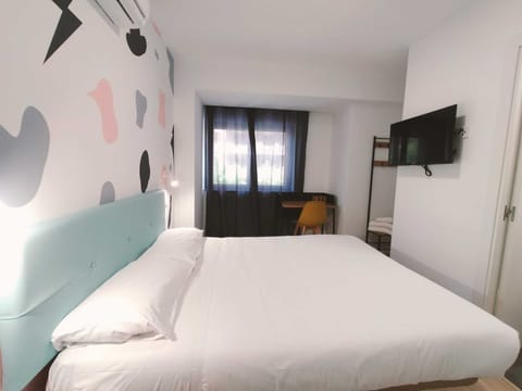 City Double Room, 1 Double or 2 Twin Beds, Private Bathroom | Premium bedding, free WiFi, bed sheets