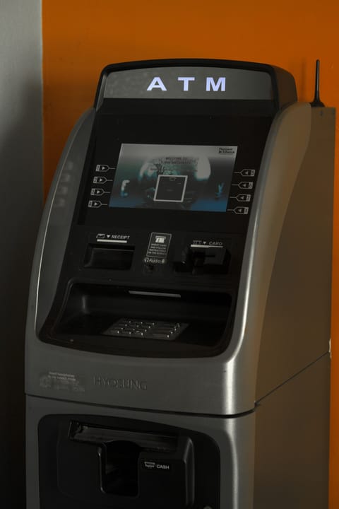 ATM/banking on site