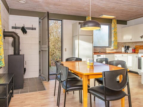 House | Private kitchen | Highchair