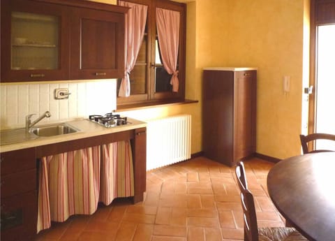 Apartment, 1 Bedroom | Private kitchen | Fridge, cookware/dishes/utensils