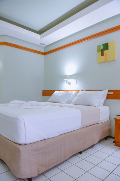 Deluxe Single Room | Minibar, desk, soundproofing, free WiFi