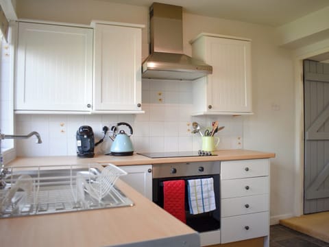 Kitchen | Number 3 - Flying Horseshoe Cottages, Clapham, near Ingleton