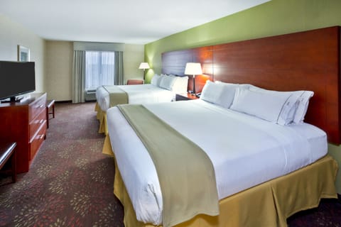 Suite, Multiple Beds | Premium bedding, in-room safe, desk, laptop workspace