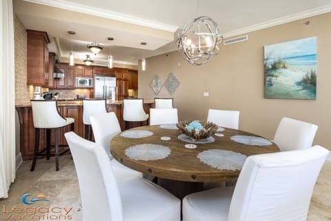 Bella Riva #209 Dining Area