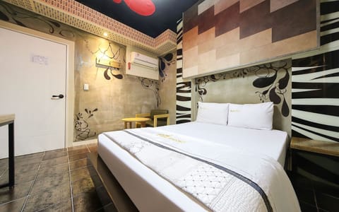 Room (Deluxe fast check-in (15:00 check-in ) | 1 bedroom, free WiFi, bed sheets
