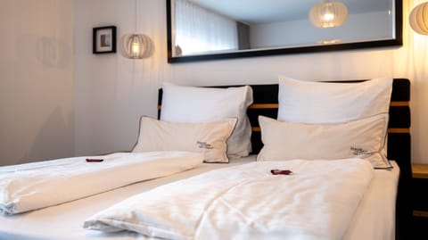 Deluxe Suite, Private Bathroom (Talblick) | Room amenity