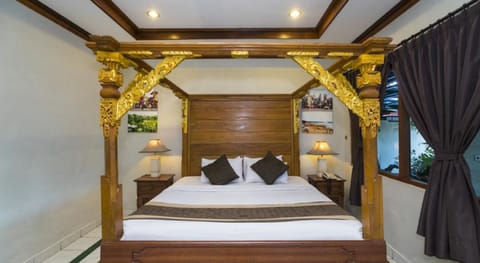 Balinese Double Room | Minibar, in-room safe, desk, soundproofing