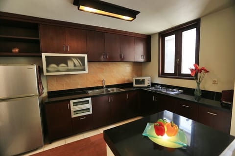 Royal Villa, 2 Bedrooms, Private Pool | Private kitchenette | Fridge, microwave, stovetop, coffee/tea maker