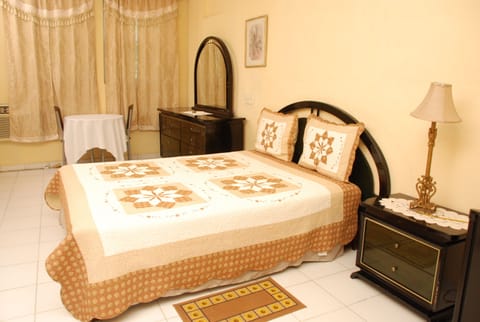 Deluxe Room | Premium bedding, individually decorated, individually furnished, desk