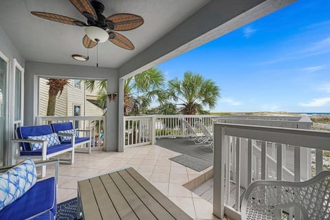 Family Tides - Beachfront Holiday Isle Pet-Friendly Townhome in Destin, FL - Bliss Beach Rentals