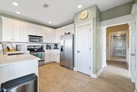 Kitchen with quartz countertops and Bosch dishwasher