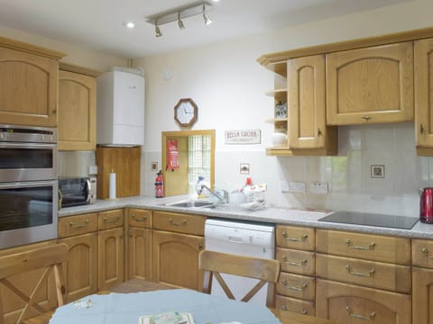 Kitchen/diner | Cluniter Cottage, Innellan Dunoon